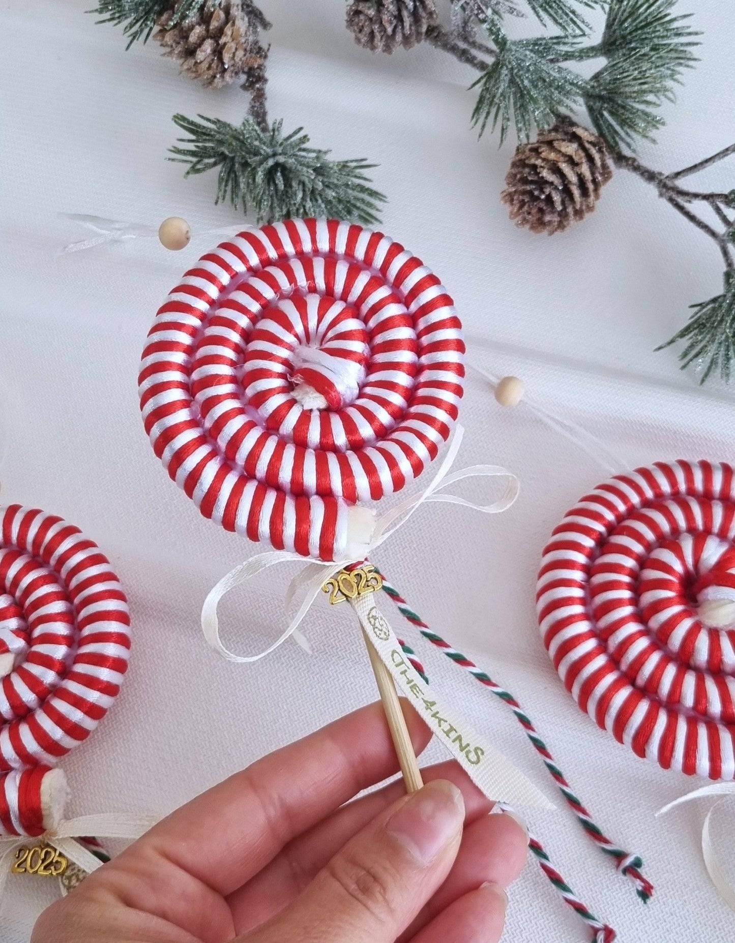 Lollipop Γουράκι in Striped Red - The4kins baby brand