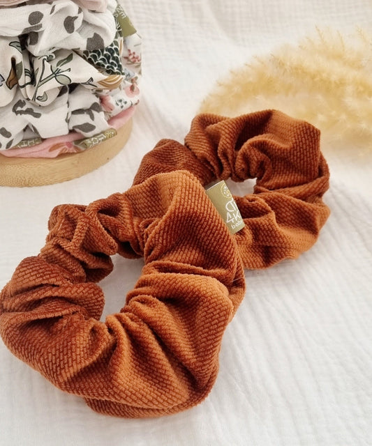 Velvet cinnamon Scrunchie - The4kins baby brand